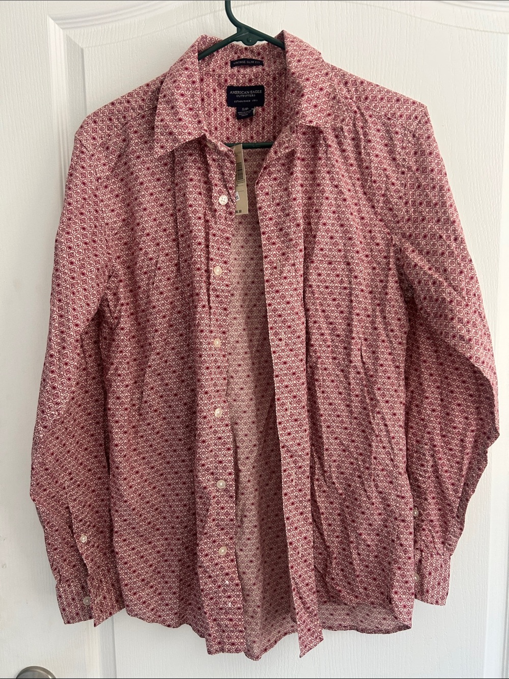 Vintage new American Eagle Outfitters slim fit Button-Down Shirt red white